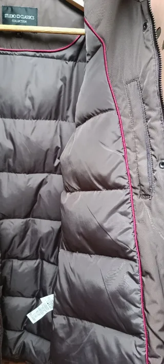 Abrigo largo marrón chocolate.