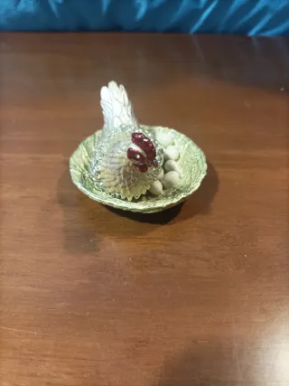 Caja joyero metal gallina huevos nido decorativa