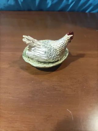 Caja joyero metal gallina huevos nido decorativa