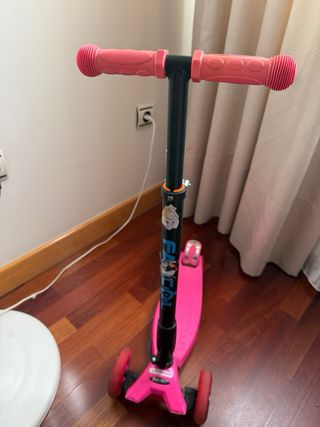 Patinete 3 ruedas rosa niña