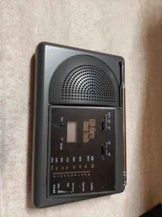 Radio AM/FM LCD Multifunzione con Sveglia