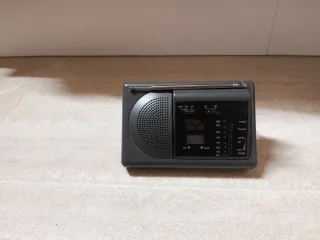 Radio AM/FM LCD Multifunzione con Sveglia