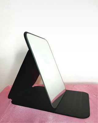 Espejo de sobremesa con soporte