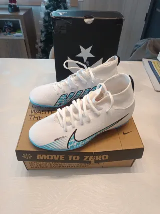 Scarpe da calcio Nike Mercurial Bianche