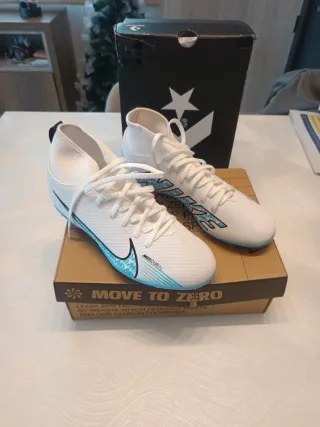 Scarpe da calcio Nike Mercurial Bianche