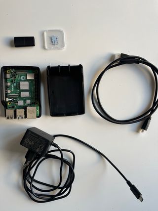 Kit Raspberry Pi 4B Completo Negro
