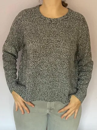 Jersey gris y blanco