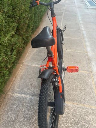 Bicicleta infantil B-Twin naranja