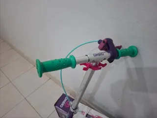 Patinete infantil Oxelo rosa y morado