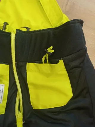 Conjunto esquí chaqueta y pantalón.Talla 8-12 años