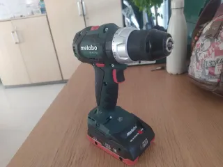 Taladro Metabo BS 18 LT BL