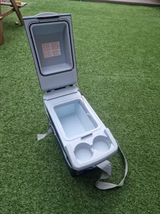 Nevera eléctrica MOBICOOL para coche