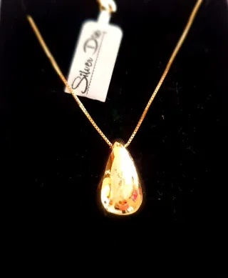Colgante Silver Diez diseño de gota baño Oro 18k
