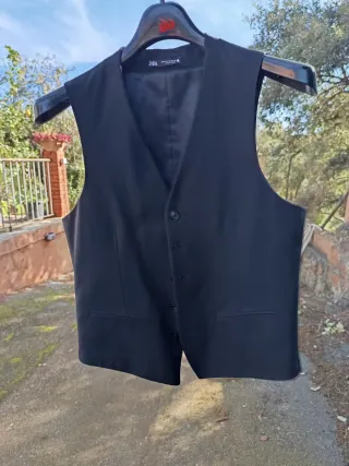 Traje negro hombre nuevo