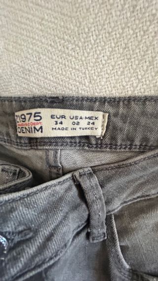 Jeans Zara Gris Talla 34 Tiro Medio