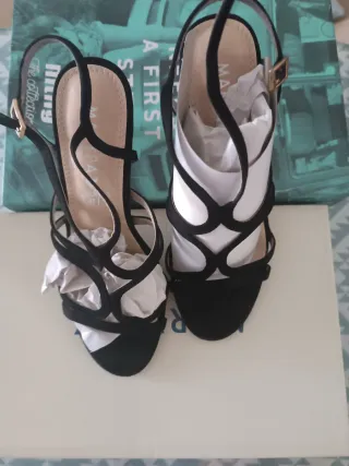 Zapatos de tacón Marypaz negros