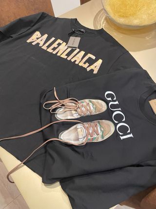 Lote Camisetas Balenciaga y Gucci Talla Única