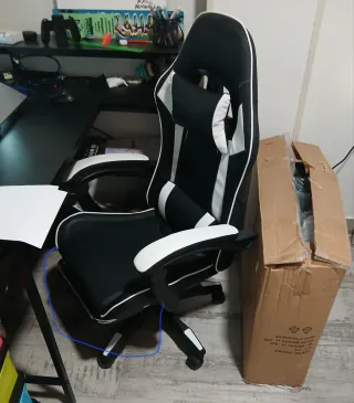 Silla Gaming Reclinable con Reposapiés, s