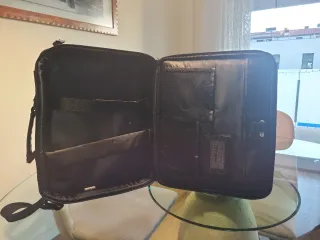 Funda portátil Targus negra