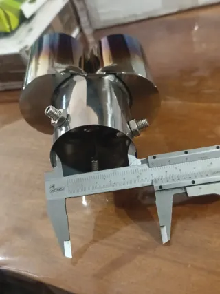 Cola de escape doble cromada 63 mm