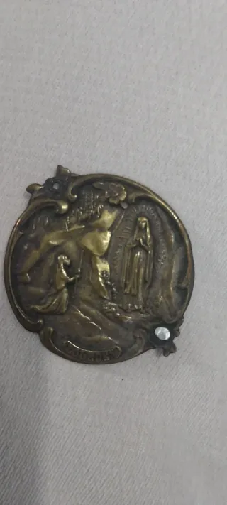 Medalla Religiosa Católica Francesa de Lourdes