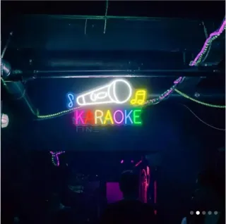 Lampada Neon LED "KARAOKE" Multicolor