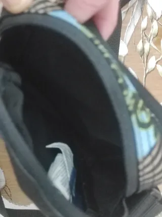 Cartera bandolera Reebok floral