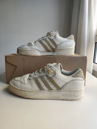 Zapatillas Adidas Rivalry Low blanco amarillo