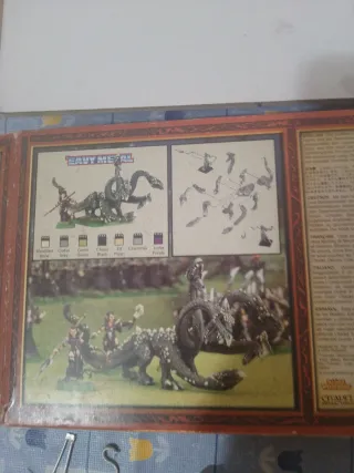 Hidra Metal Warhammer Caja