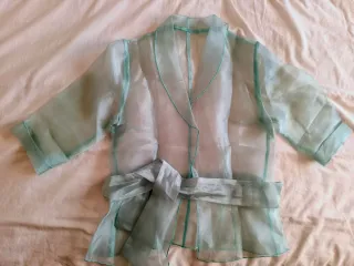 Bolero organza azul (sin estrenar)