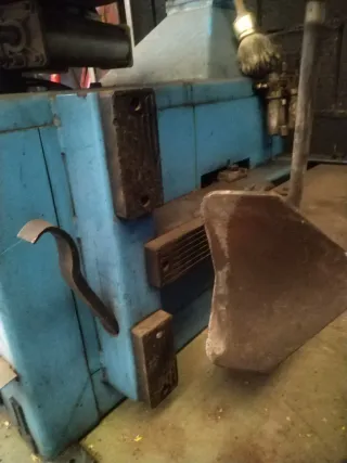 Desmontadora de neumáticos