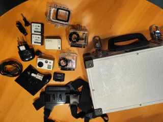 GoPro Hero 2 + Accesorios