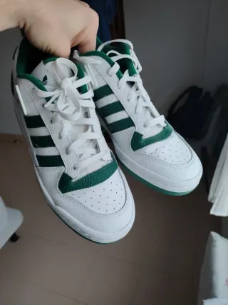 Adidas Forum Low Zapatillas GY5835 Blancas Verdes.