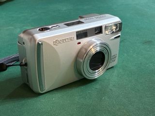 Kyocera Yashica Zoomate 110W fotocamera analogica