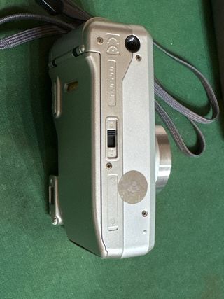 Kyocera Yashica Zoomate 110W fotocamera analogica