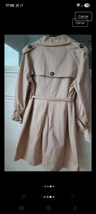 Gabardina beige con cinturón
