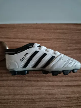 Llaveros de zapatillas de fútbol
