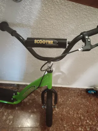 Patín Scooter Verde a partir de 6 años