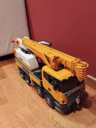 Camión Grúa Liebherr Bruder