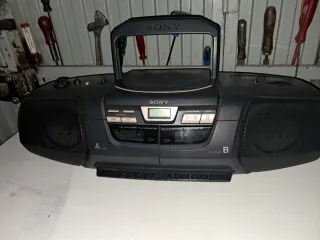 Radio Cassette CD Sony