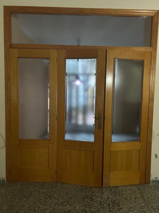 Puertas de madera con cristal