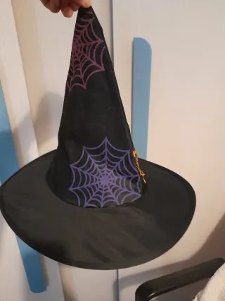 Sombrero de Bruja Negro con Telarañas