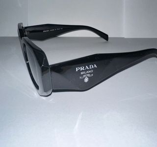 Gafas de estilo Prâdâ