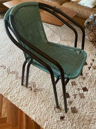 Due sedie da giardino in rattan sintetico turchese