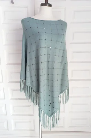 Poncho de punto Nuevo.