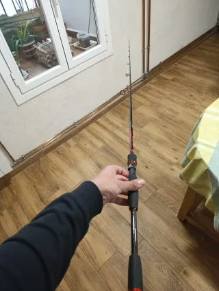 Caña de pescar spinning FAST MEDIUM