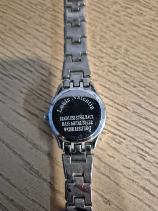 Relógio de senhora prateado