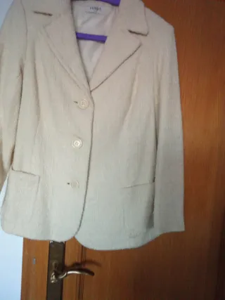 Chaqueta de señora lana cruda