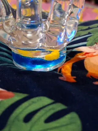 Figura decorativa de patitos en agua