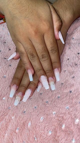 Manicura y pedicura a domicilio